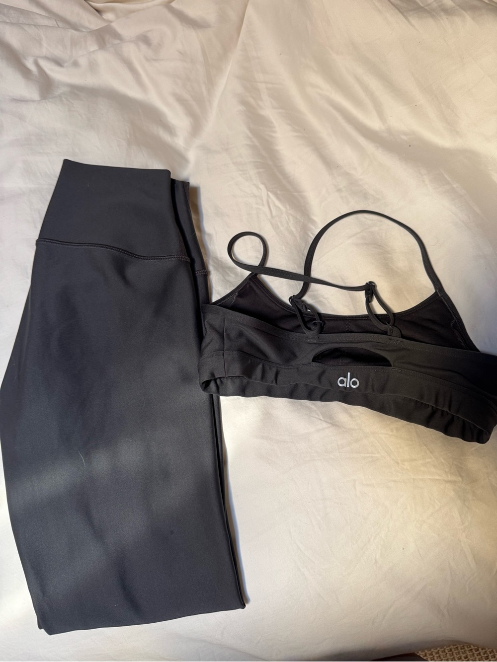 ALO Yoga Grey Sports Bra and Leggings Set